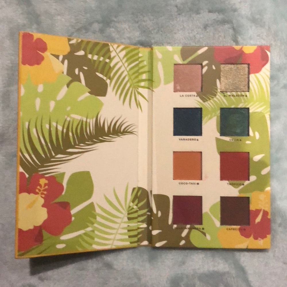 Alamar Reina Del Caribe Eyeshadow Palette